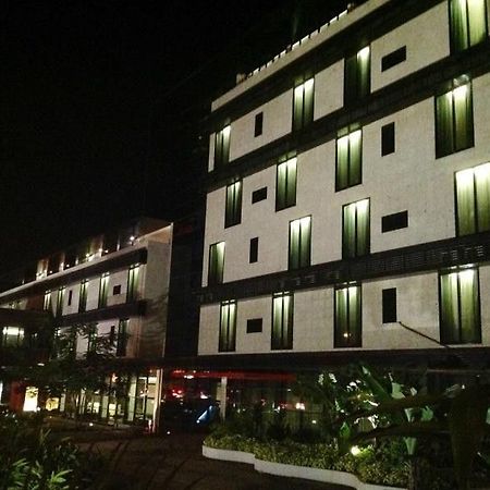 Executive Hotel Samba ลูอันดา ภายนอก รูปภาพ